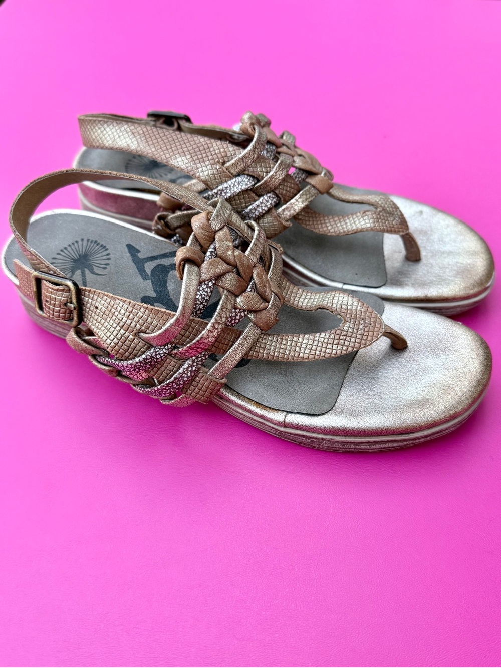 OTBT Aviate Metallic Woven Gladiator Slingback Wedge Sandal Copper Gold Size 6
